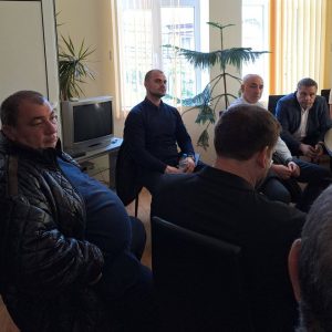 Кметове се срещнаха с местните хора заради проблемния път от хижа „Странджа“ към село Ясна поляна