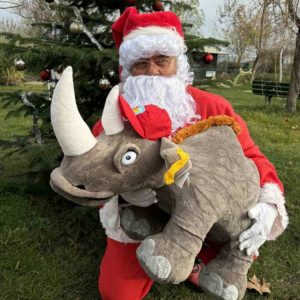 Коледна приказка в Зоопарк Бургас: огромни подаръци и безплатен вход за деца