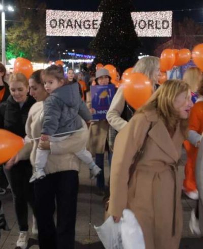 Оранжево шествие в Бургас срещу насилието над жени