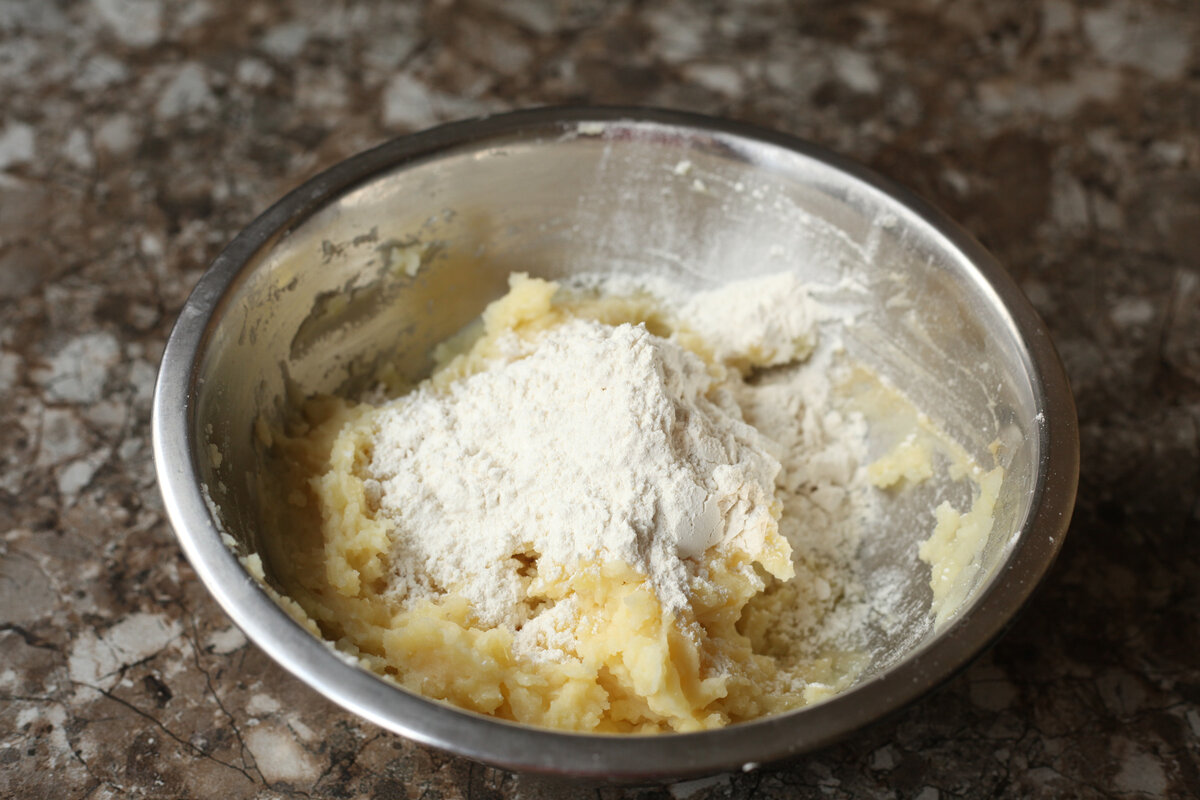 Когато останат варени картофи, аз готвя „Птиче мляко“: моята рецепта за най-вкусните и сочни картофени котлети